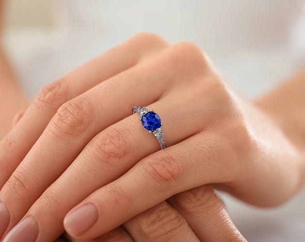 Lanka - Sapphire Rings - Ramzi & Co.®