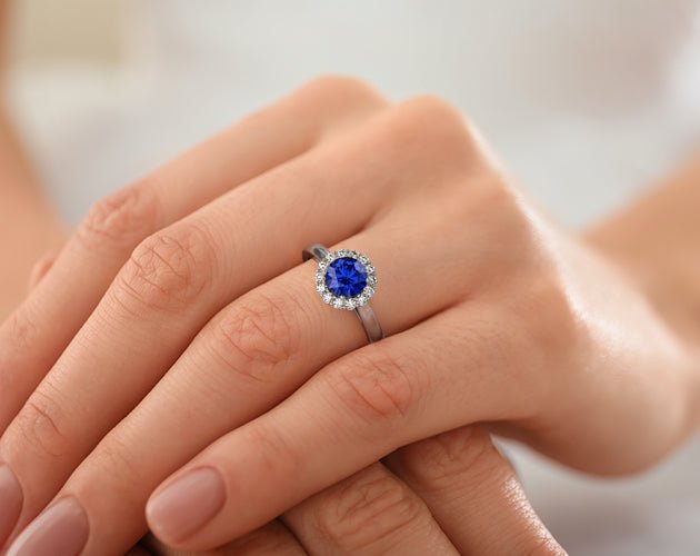 Ratnaa - Sapphire Rings - Ramzi & Co.®